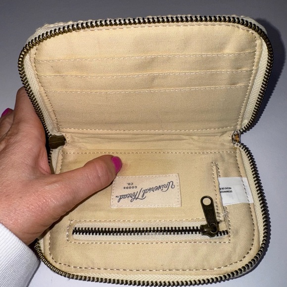 Universal thread wallet - Picture 5 of 8